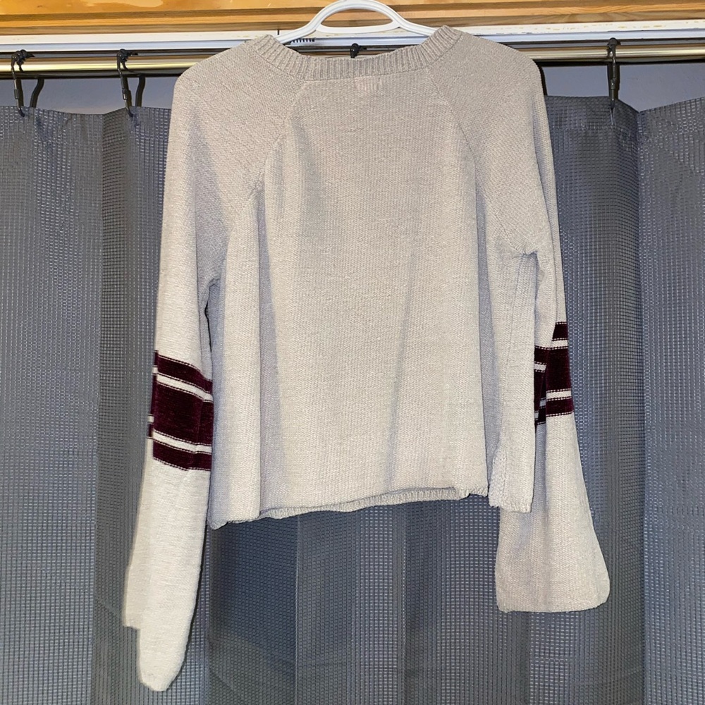 Jersey Bell Sleeved Cropped Sweater